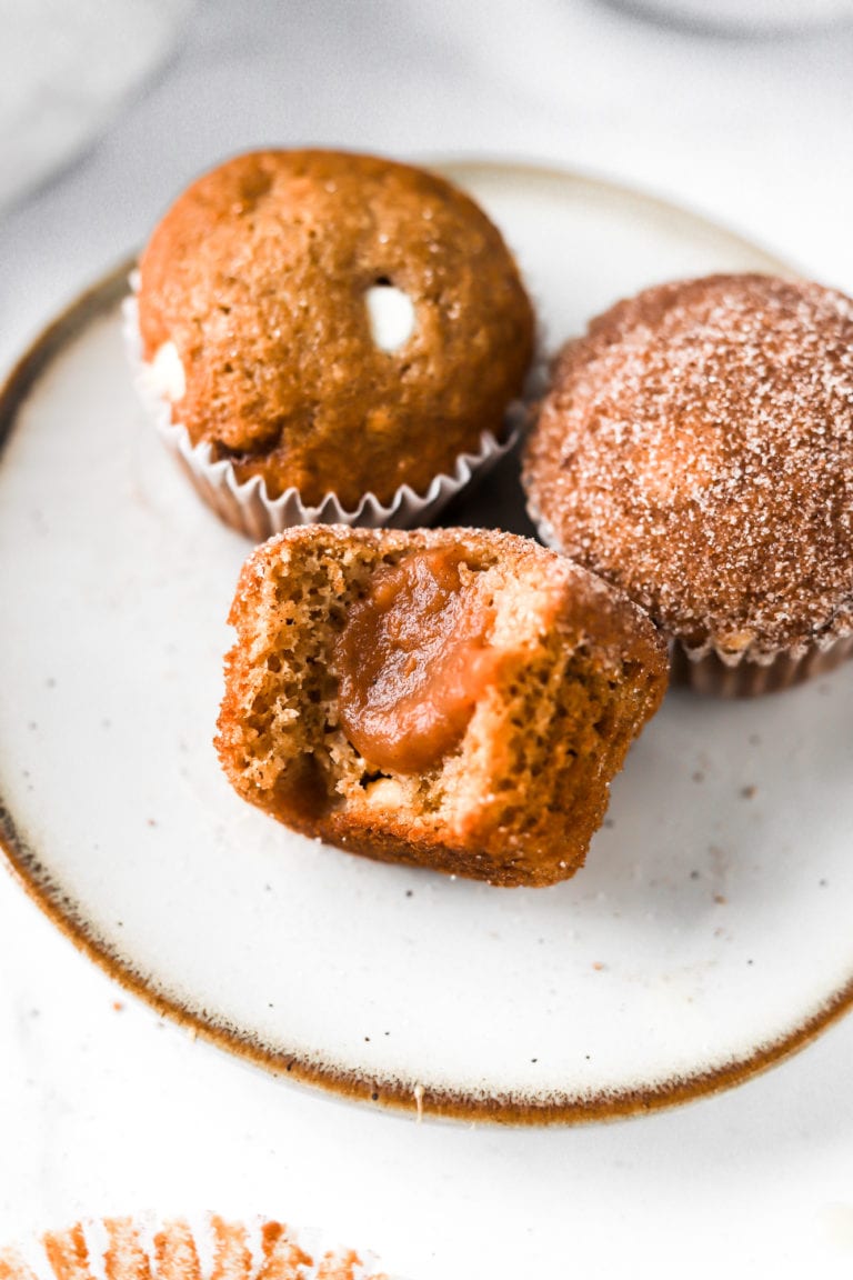 white chocolate chip apple butter muffins