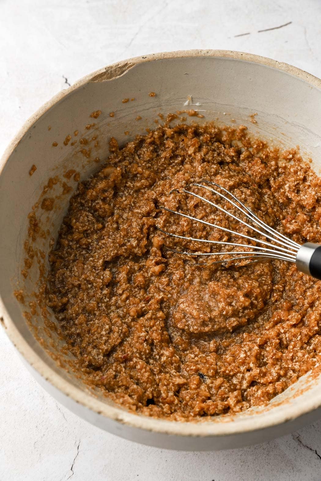 mix wet ingredients with apples