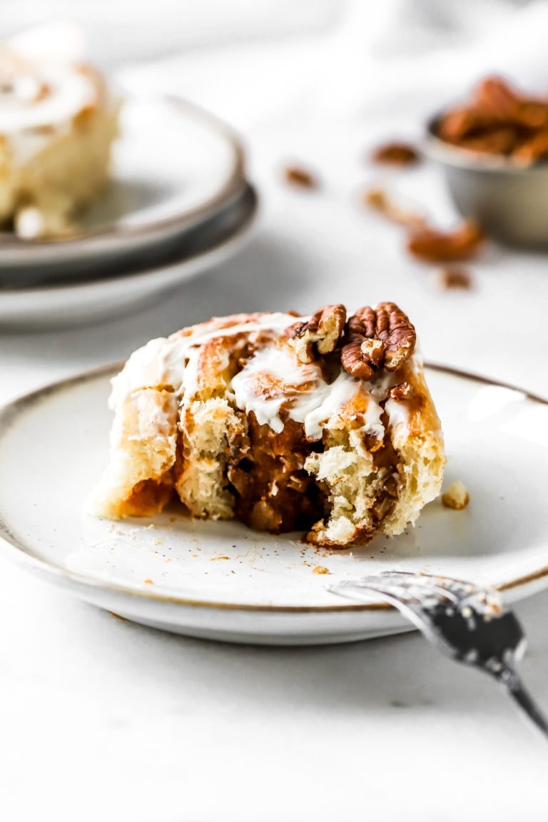 apricot pecan cinnamon rolls