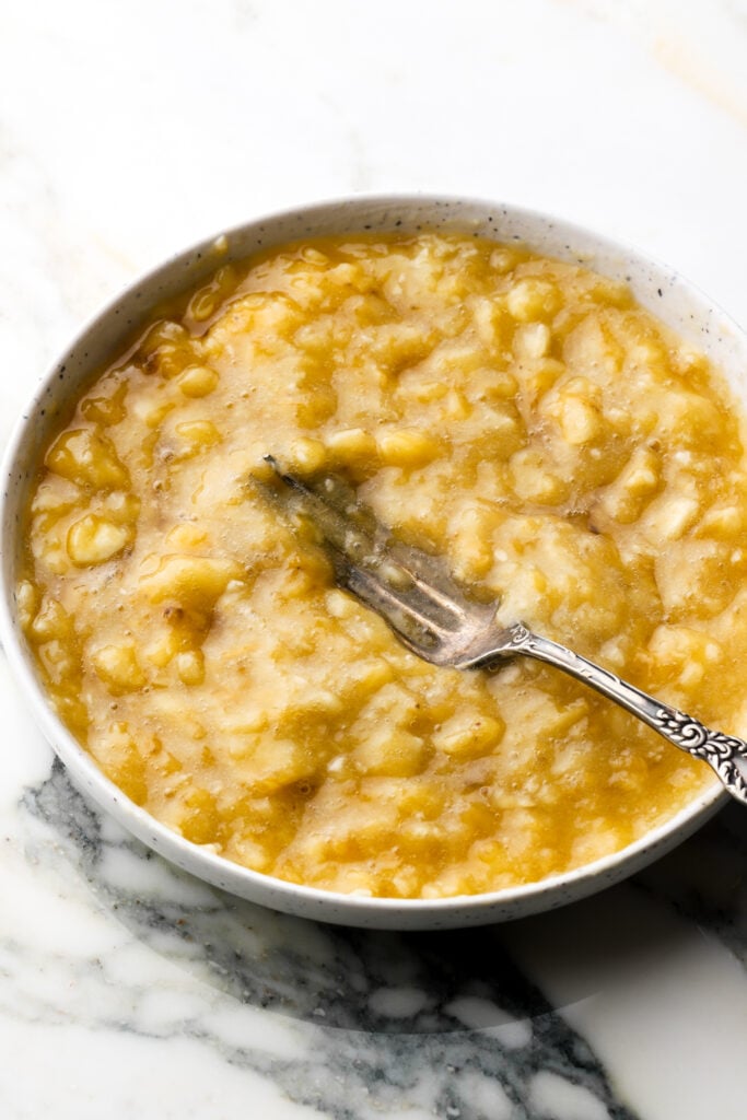 bananas mashed to puree