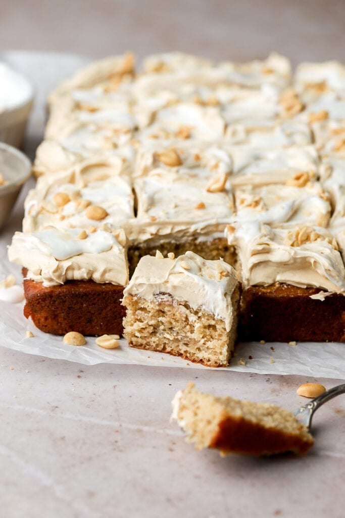 banana fluffernutter cake bite shot