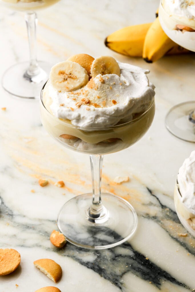 decorate with banana slices and vanilla wafer cookies and crumbs