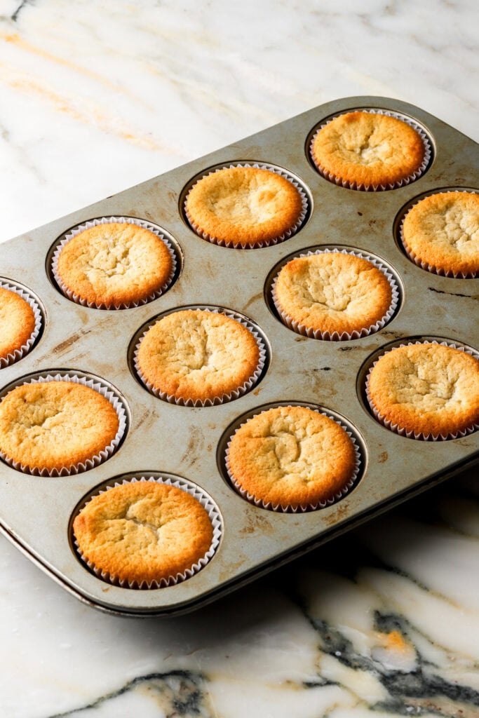 cupcakes finished baking 