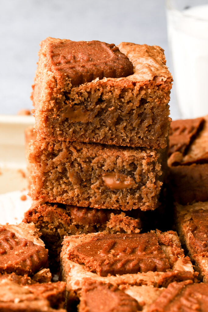 biscoff blondies stacked