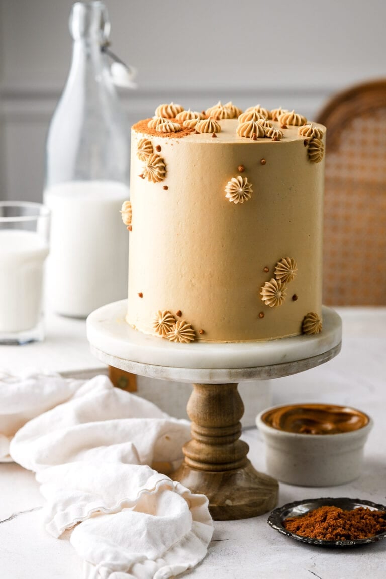 lotus biscoff cake