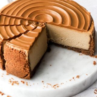 biscoff cheesecake, sliced with cookie butter swirl