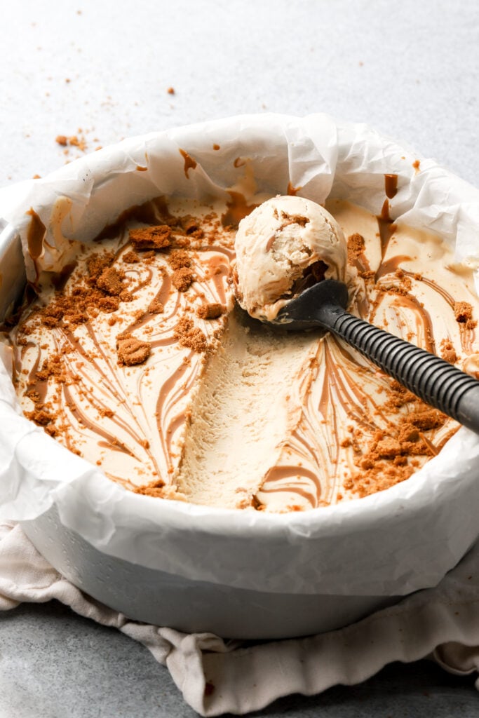 biscoff ice cream being scooped