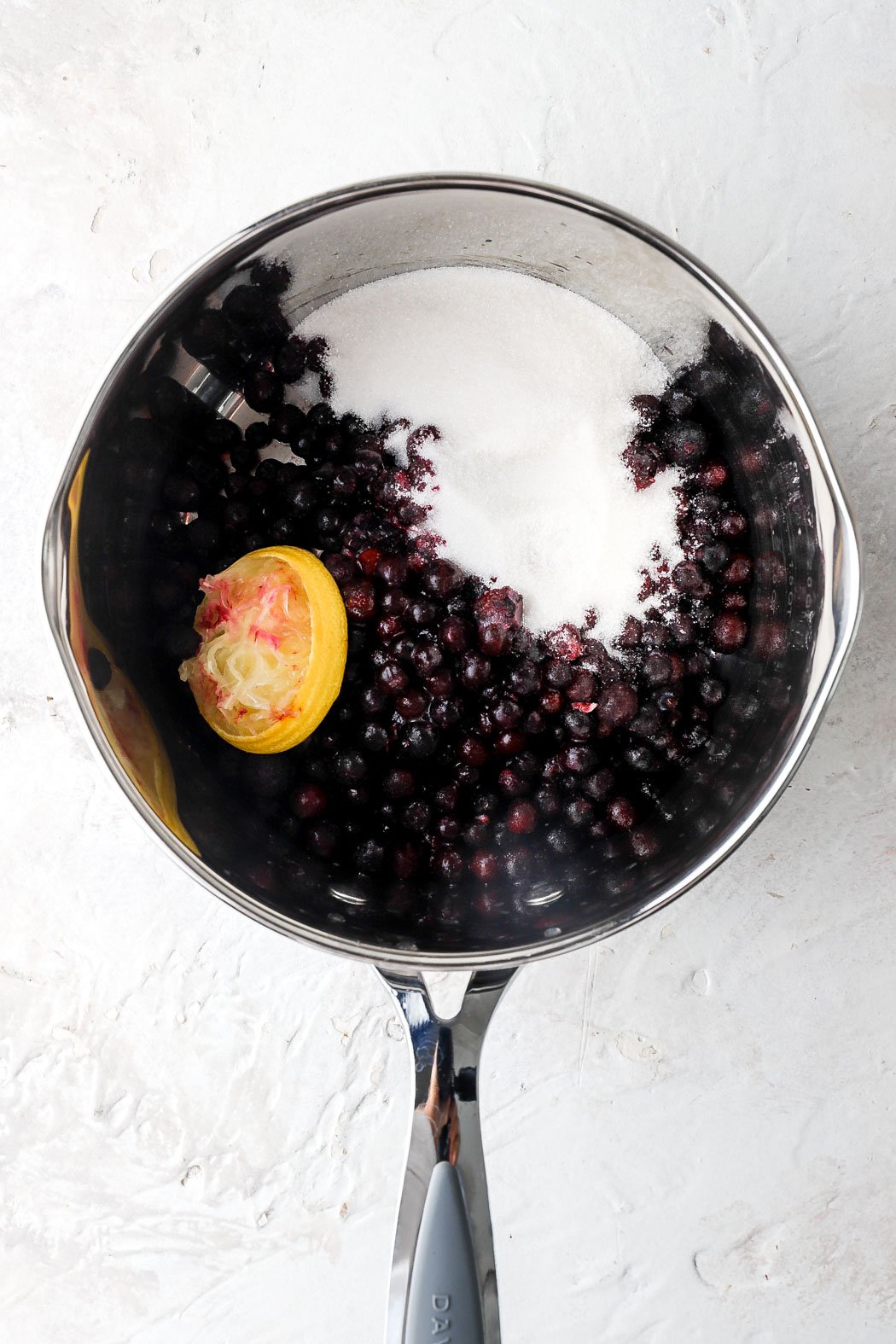 put all the ingredients for the jam in a saucepan