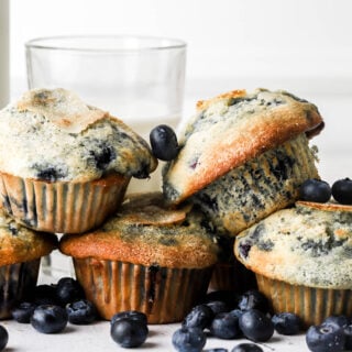 fluffy blueberry muffins