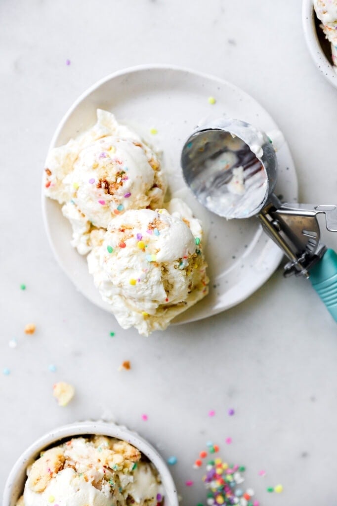 homemade no-churn ice cream