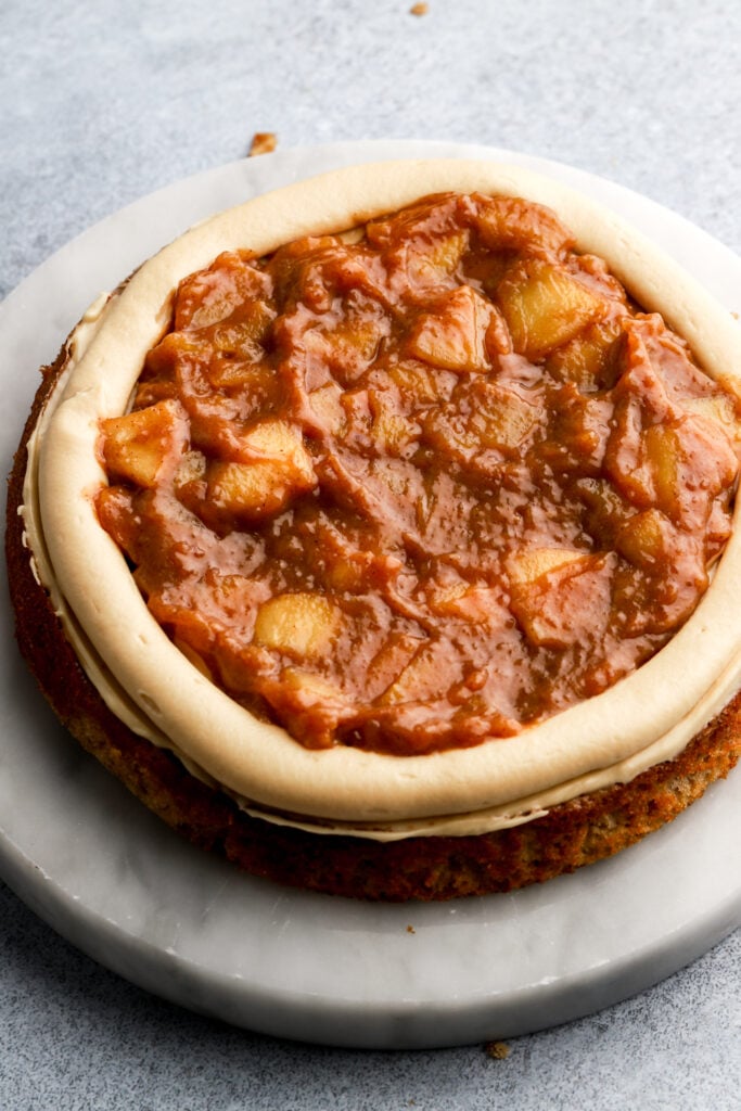apple pie filling in the center of the border