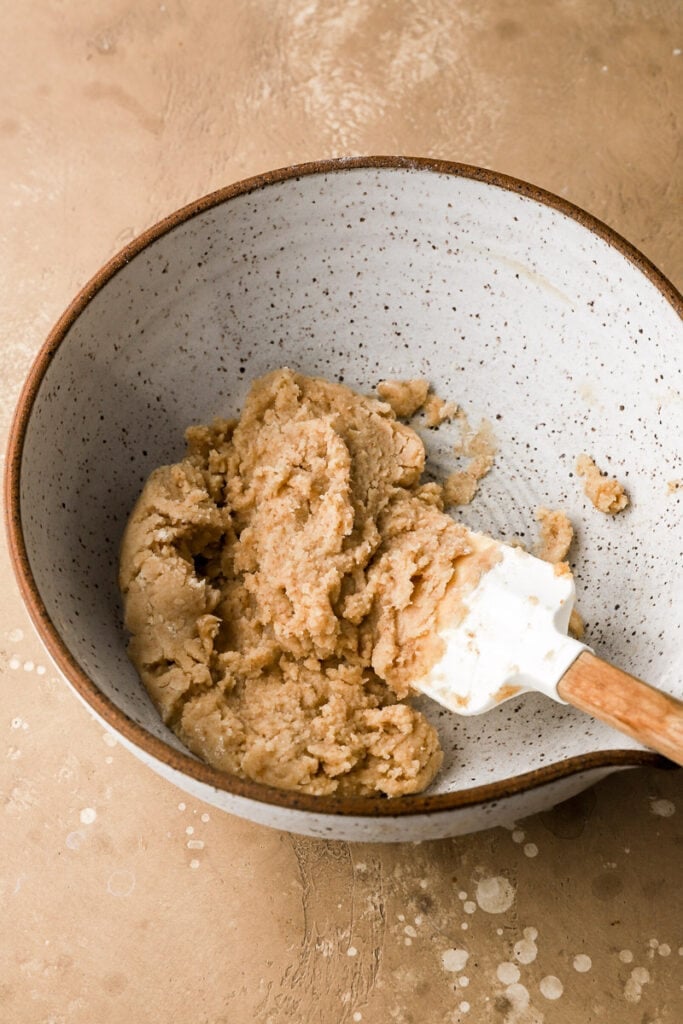 finish pie crust looks like dough