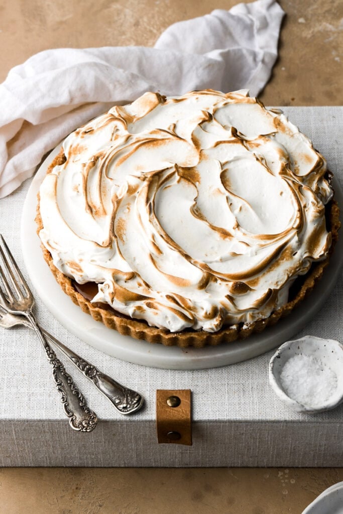 finished tart with toasted meringue topping