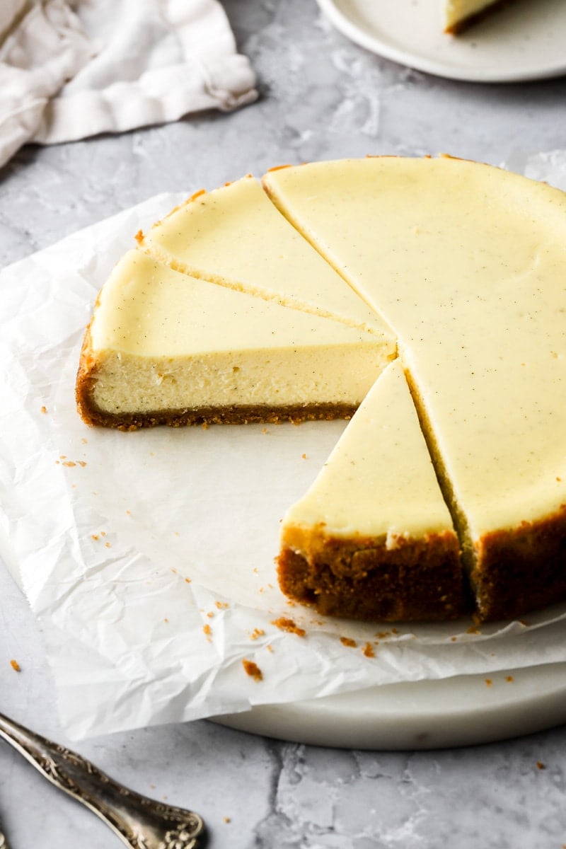 cheesecake sliced showing inside texture