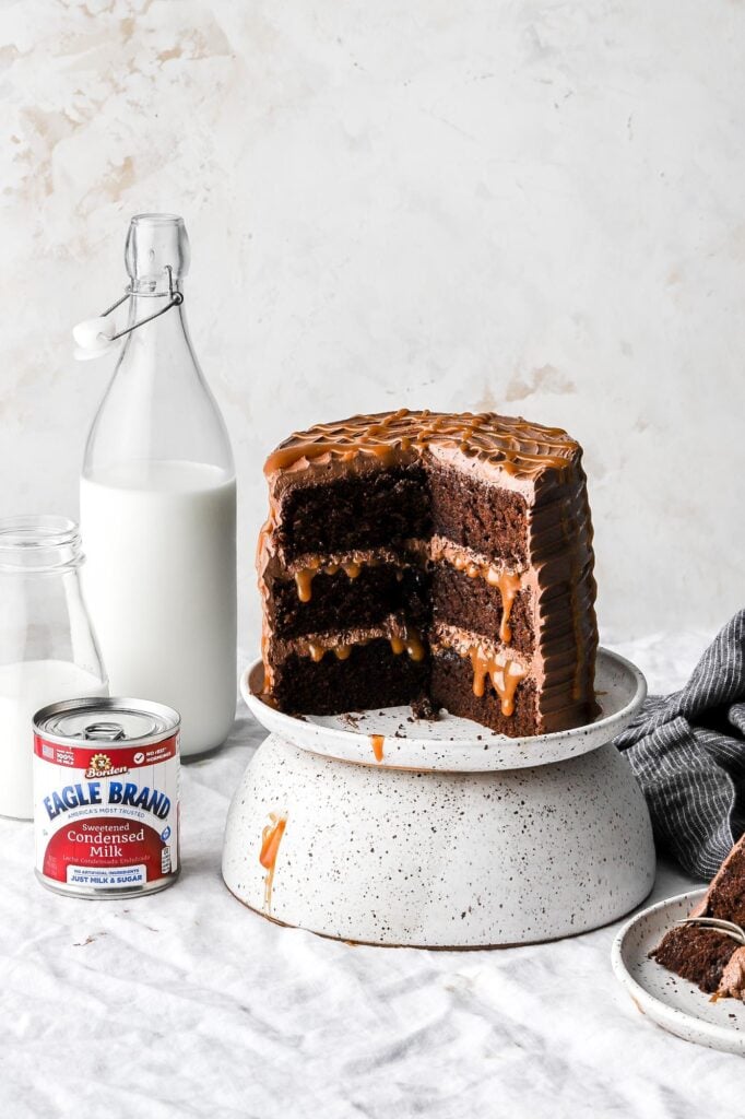 chocolate caramel cake