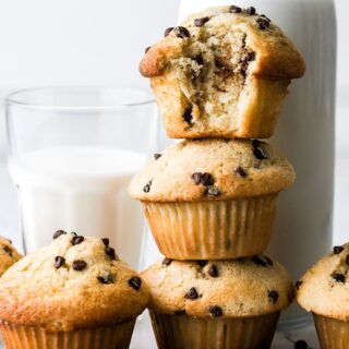 bakery style chocolate chip cookies