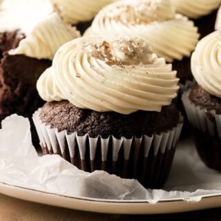 chocolate cupcakes