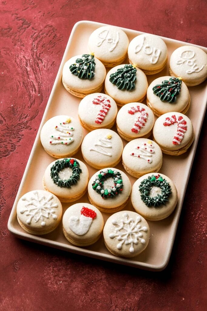 christmas macarons