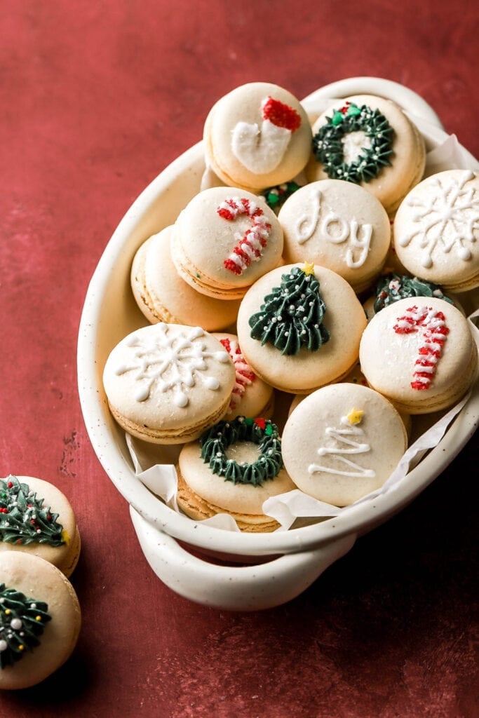 christmas macarons