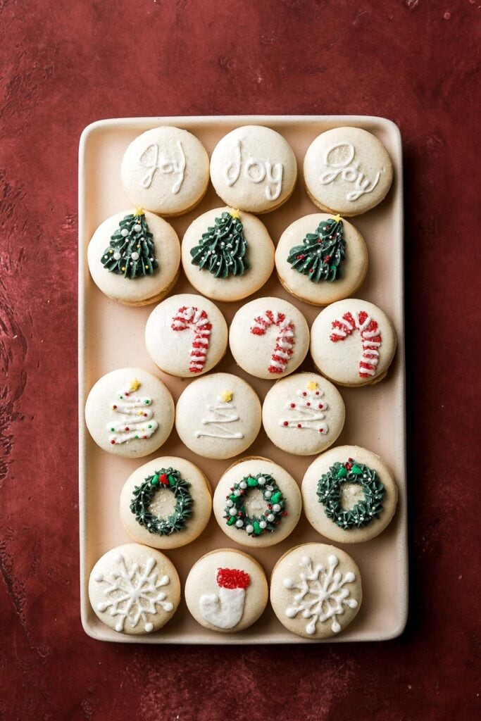 christmas macarons