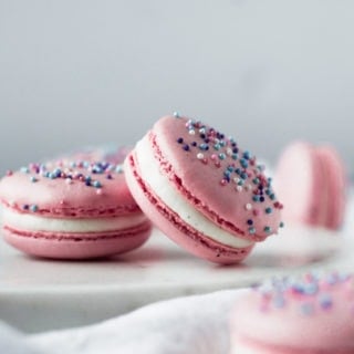 cotton candy macarons