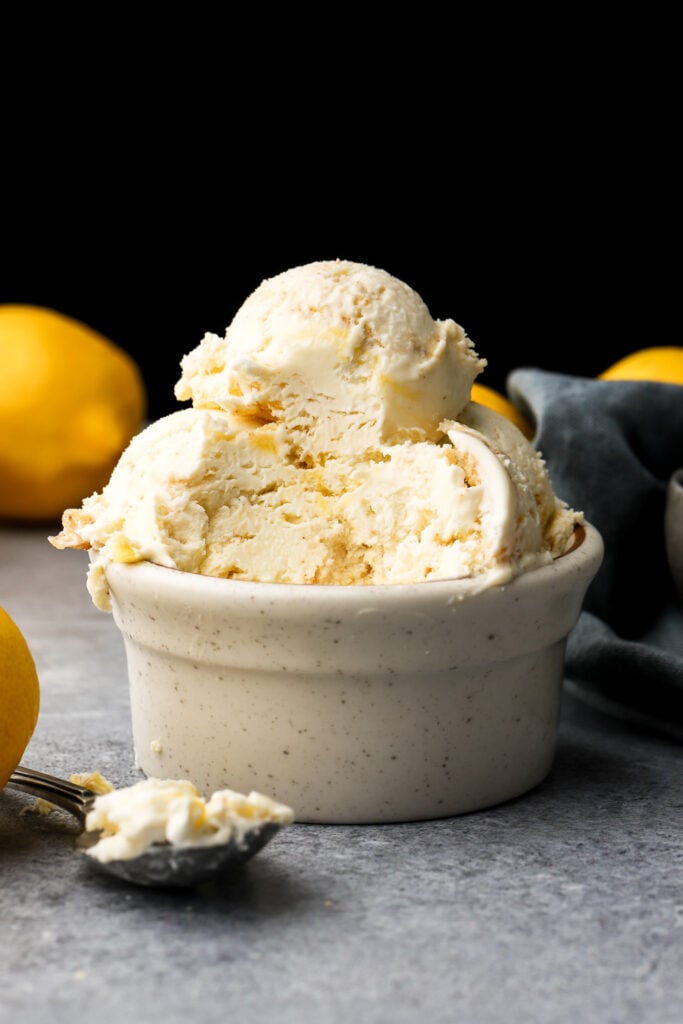 brown butter lemon ice cream scoops in a small bowl