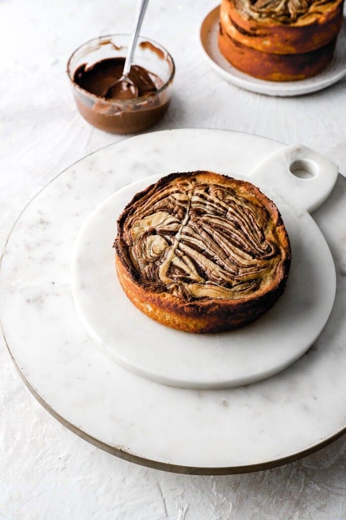vanilla cake with nutella swirl