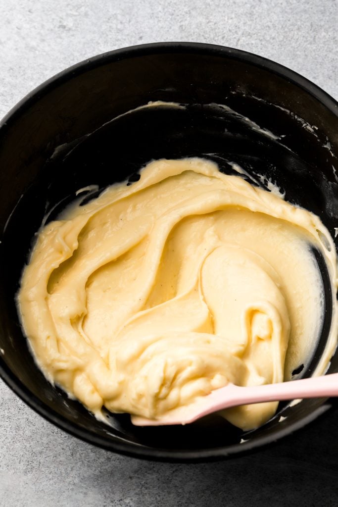 pastry cream smooth out with a spatula