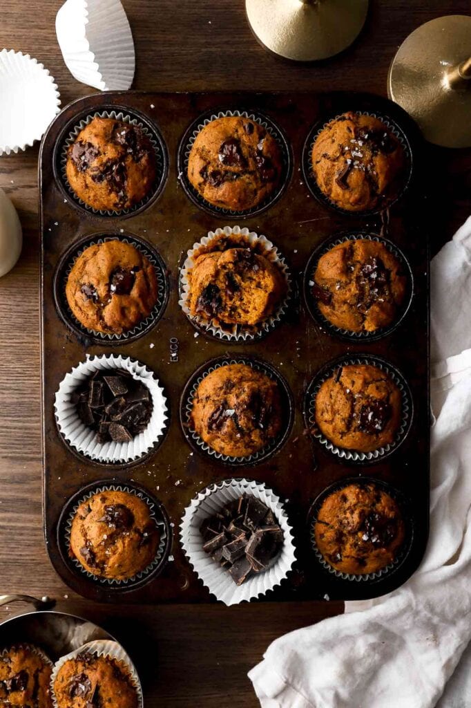 baked pumpkin chocolate chip muffins