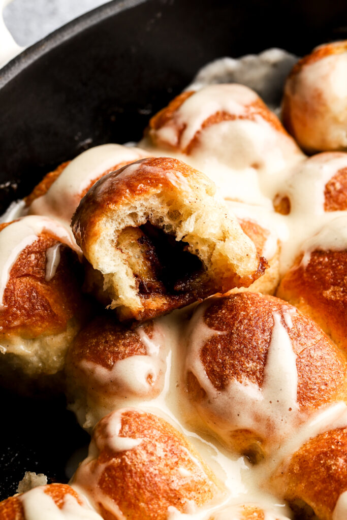 inside of stuffed monkey bread skillet
