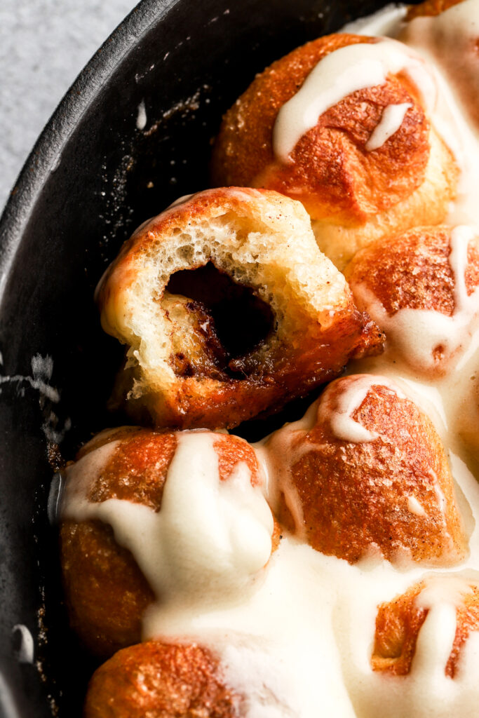 inside of stuffed monkey bread skillet