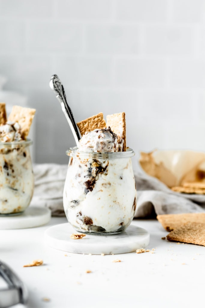 cup of ice cream straight on