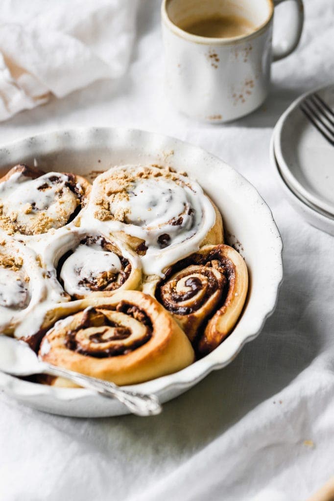 s'mores cinnamon rolls with coffee