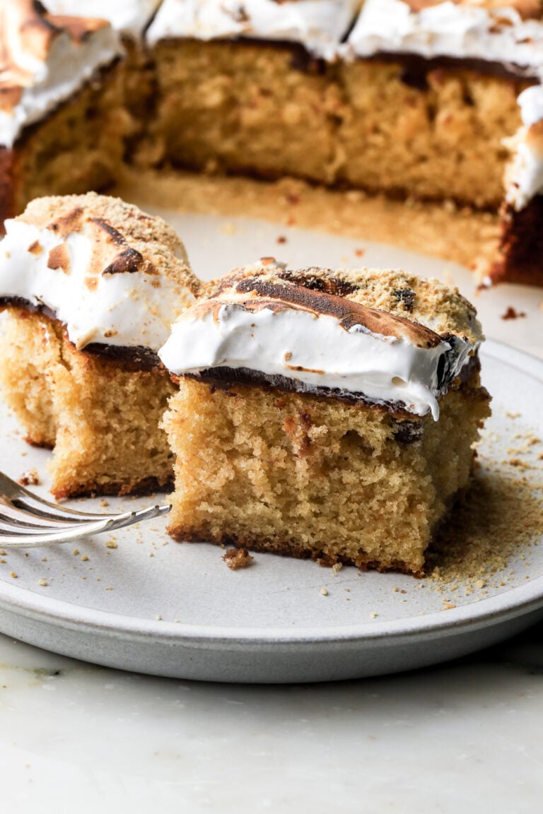 meringue on top of a graham cracker cake