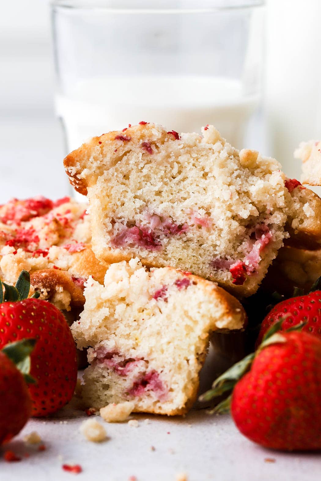 fresh strawberry muffins