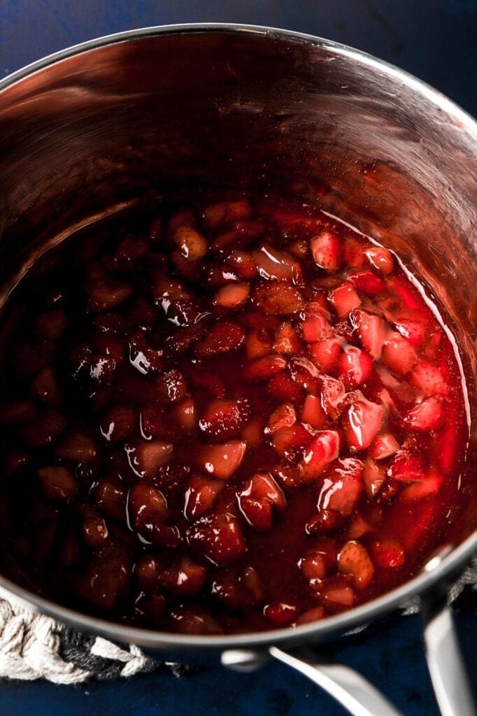 strawberry jam filling cooked