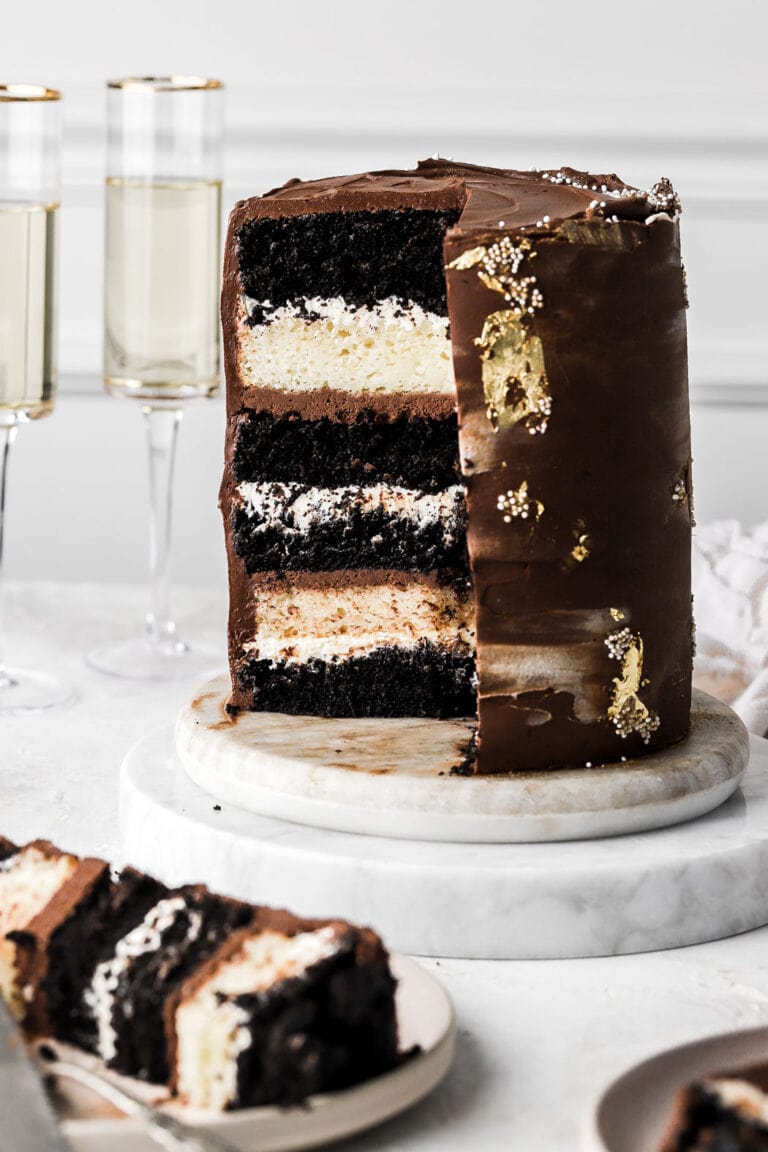 inside layers of tuxedo cake