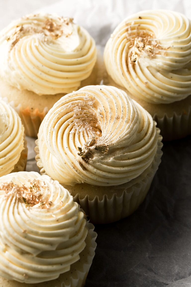 vanilla cupcakes
