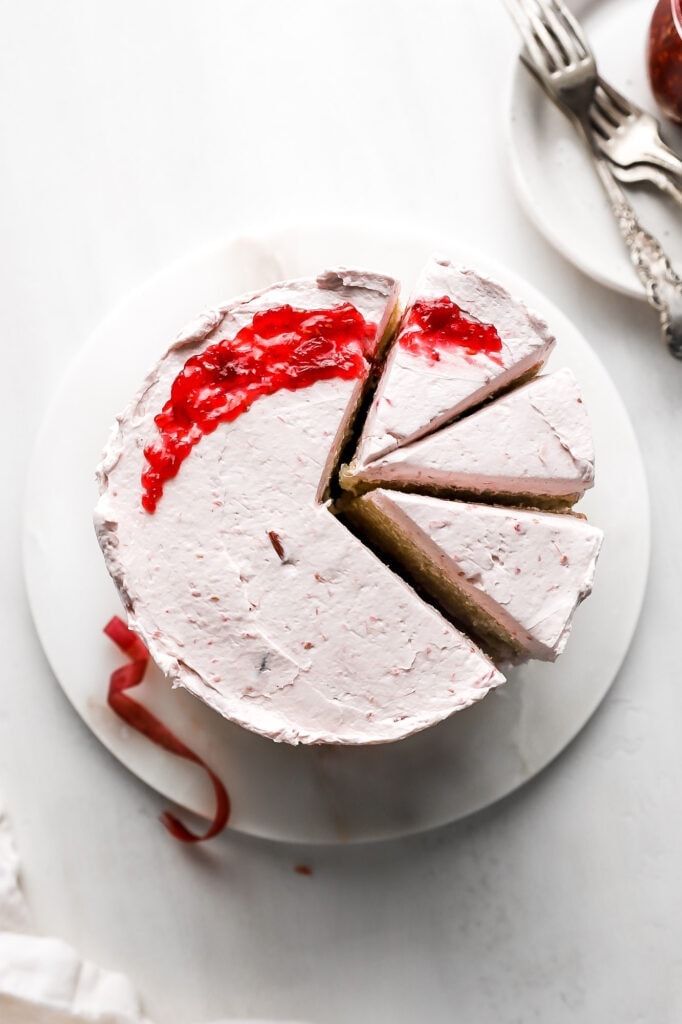 raspberry rhubarb swiss meringue buttercream